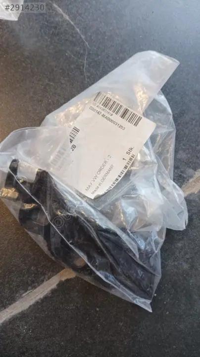 Audi A1 Sağ Üst Destek Braketi 2011 2018 8X0821472B