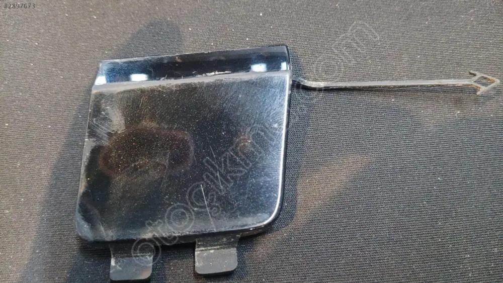 Audi A4 Arka Tampon Çeki Demir Kapağı 2020 2023 8W5807441B