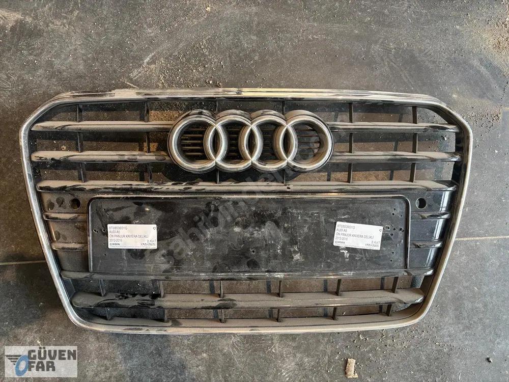 Audi A5 Ön Panjur Kamera Delikli 2012-2016 8T0853651G