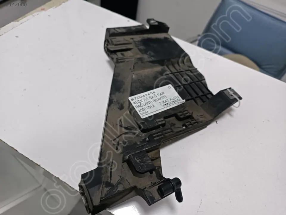 Audi A5 Sağ Far Bağlantı Braketi 2008 2012 8T0941454