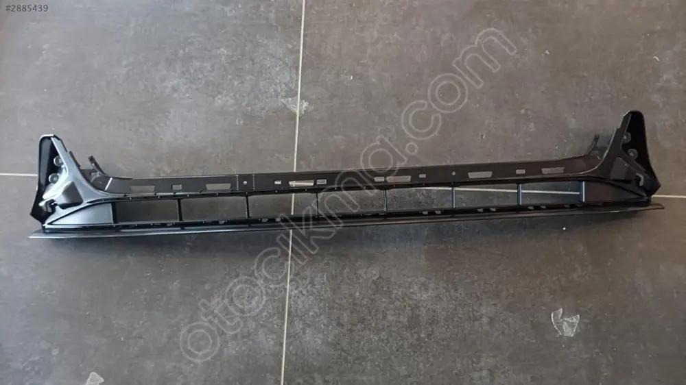 Audi A6 Ön Tampon Alt Orta Izgara 2019 2022 4K0807683