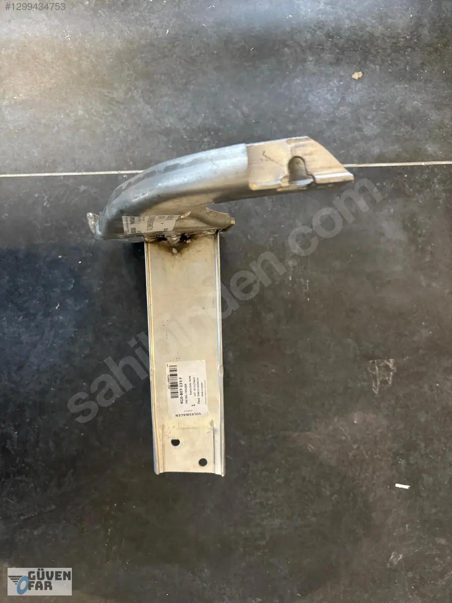 Audi A6 Ön Tampon Demir Braketi Sol 2011-2018 4G0807133F