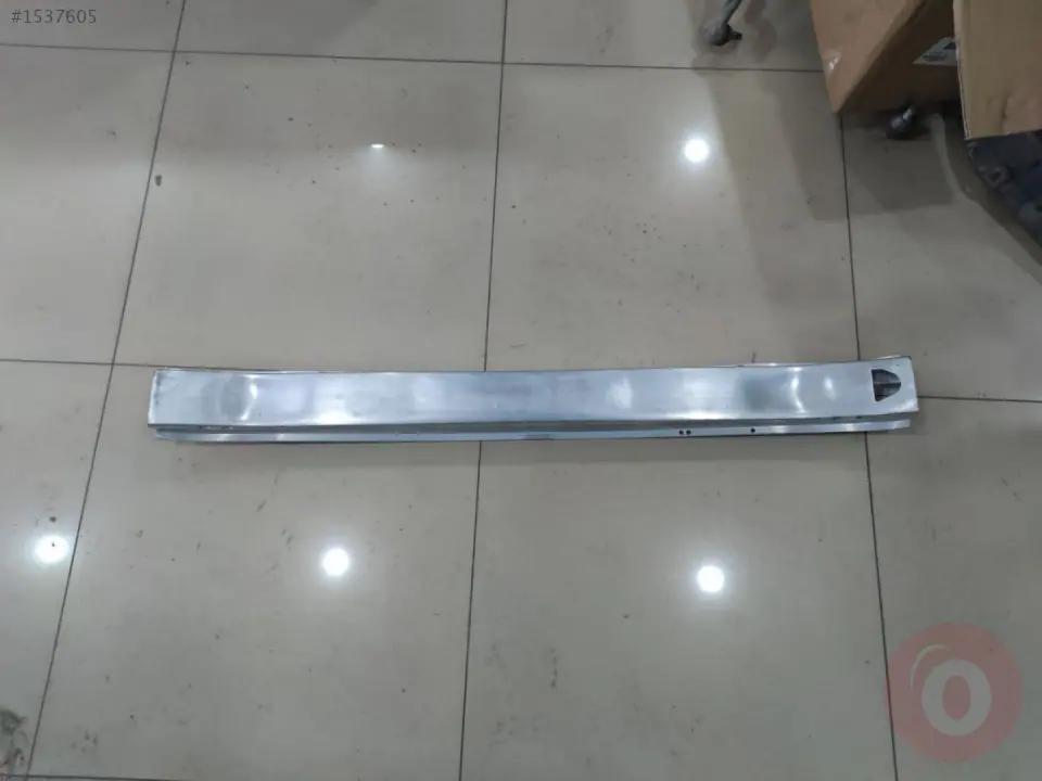 Audi Q5 Tampon Demiri 8R0807113B