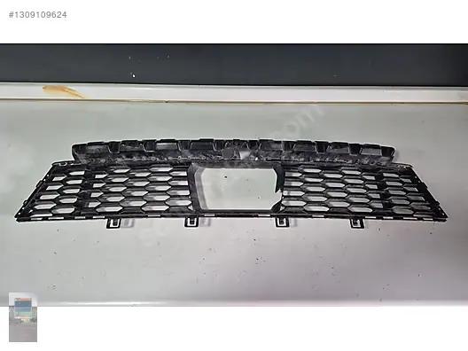 BMW 1 Seri F40 Ön Tampon Orta Izgara 51118070941