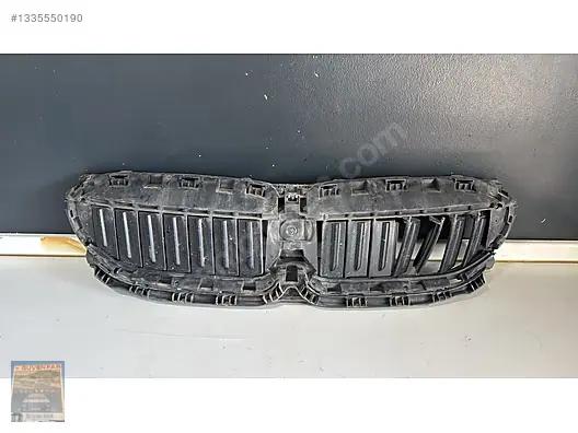 BMW 3 Seri G20 Ön Panjur Panjur Arkası Maske 5A22C60-01 - görsel 2
