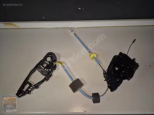 BMW 3 Seri G20 Sol Ön Kapı Kilidi Mekanizması 7445043