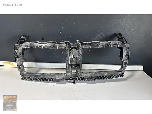 BMW 4 Seri I4 G26 Ön Panjur İç Maskesi 187156-10 - görsel 2