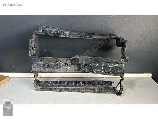 BMW 4 Seri I4 G26 Radyatör Destek Bakalit 51748738855 - görsel 4