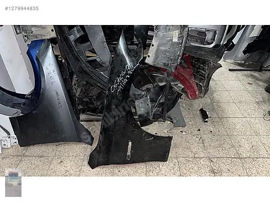 BMW 5 Seri F10 Sağ Ön Çamurluk