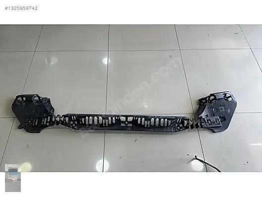 BMW 5 Seri G30 Lci M Arka Tampon Orta Braket 51128067762