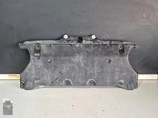 BMW 5 Seri G60 Motor Alt Muhafaza 51759498260