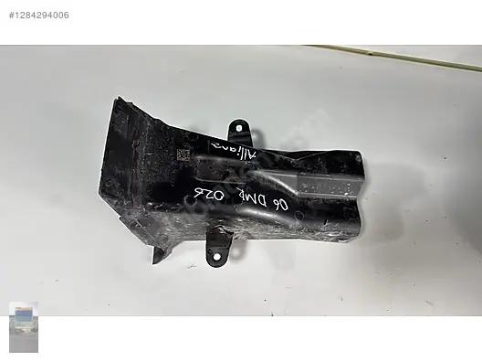 BMW 5 Seri G60 Sağ Hava Kanalı 51749883896