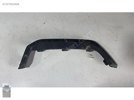 BMW 5 Seri I5 G60 Arka Tampon Sol Süs Çıtası 5A37687