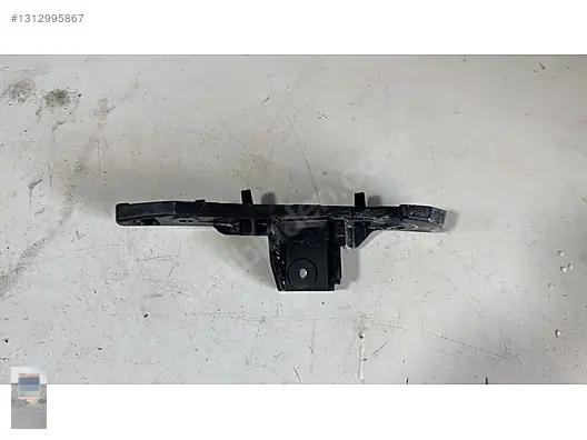 BMW 5 Seri I5 G60 Ön Tampon Sağ Kulak Braketi 51119879296