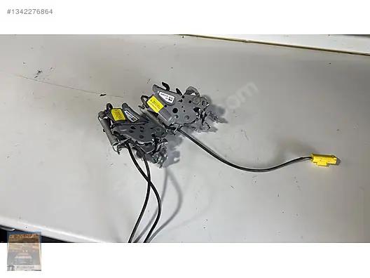 BMW 5 Seri I5 G60 Sag Sol Kaput Kilidi 9880005 06