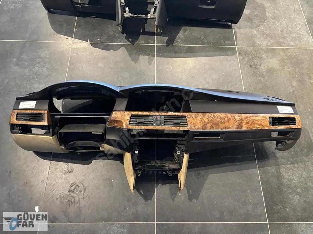 BMW E60 Göğüs Torpido Siyah Bardaklıklı 51459123689 - görsel 2