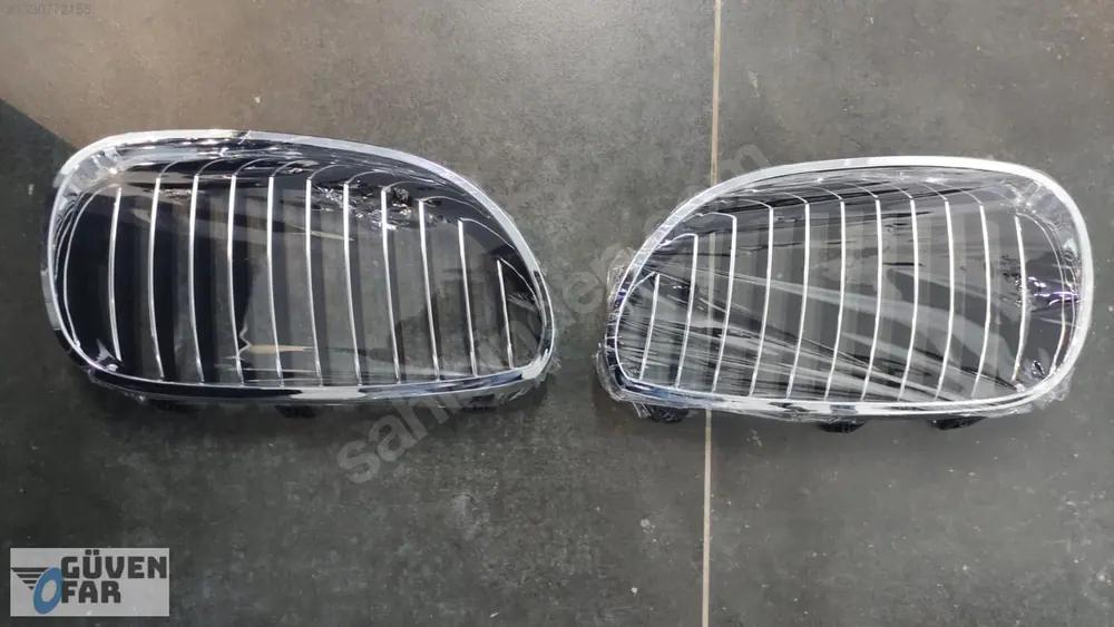 BMW E60 + LCI Sağ Sol Böbrek Krom Siyah 2003 2009 0603102
