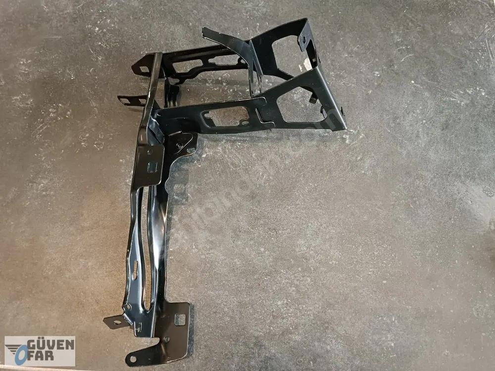 BMW F20 F30 F32 F36 + LCI Sol Far Yuva Sacı 2011 51647245791 - görsel 2