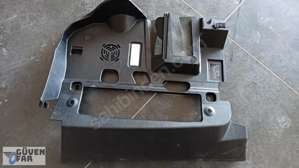 BMW F30 Göğüs Torpido Trim Panel Kapağı 9231258 51459231258
