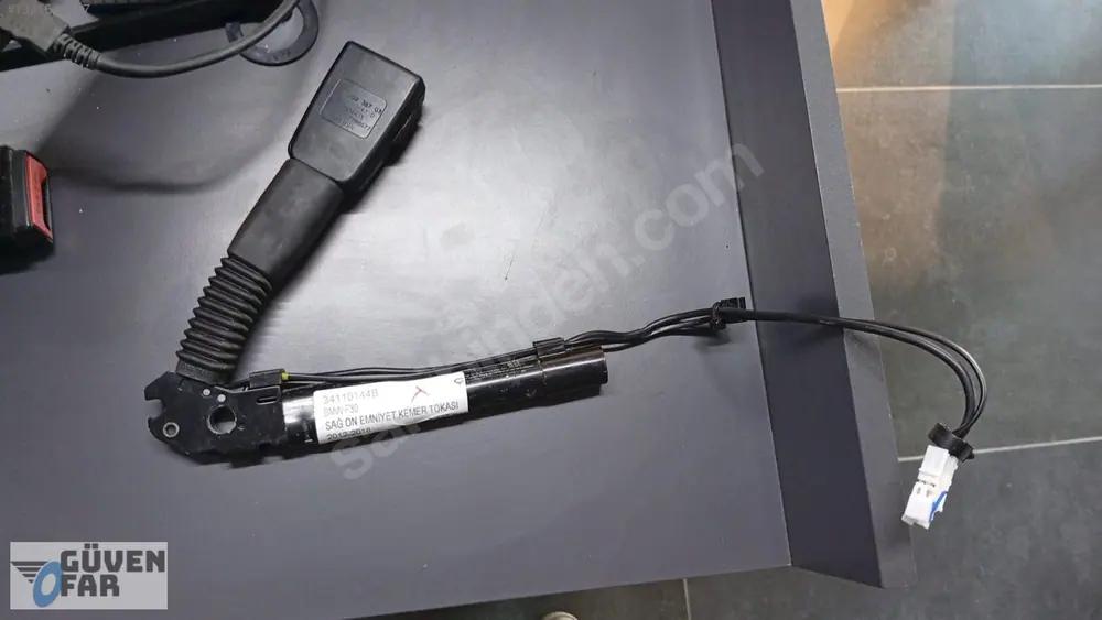 BMW F30 Sağ Ön Emniyet Kemer Tokası 2012-2018 34110144B