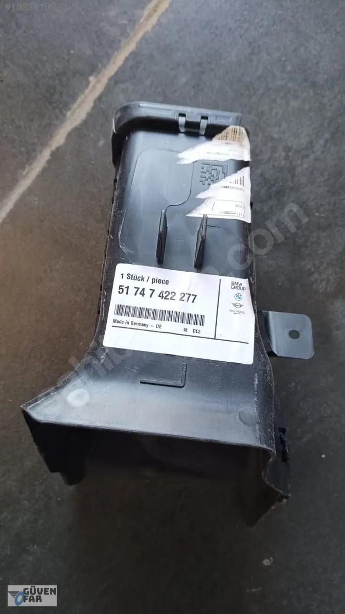 BMW G20 Fren Hava Kanalı Ön Sol 2018 2023 51747422277