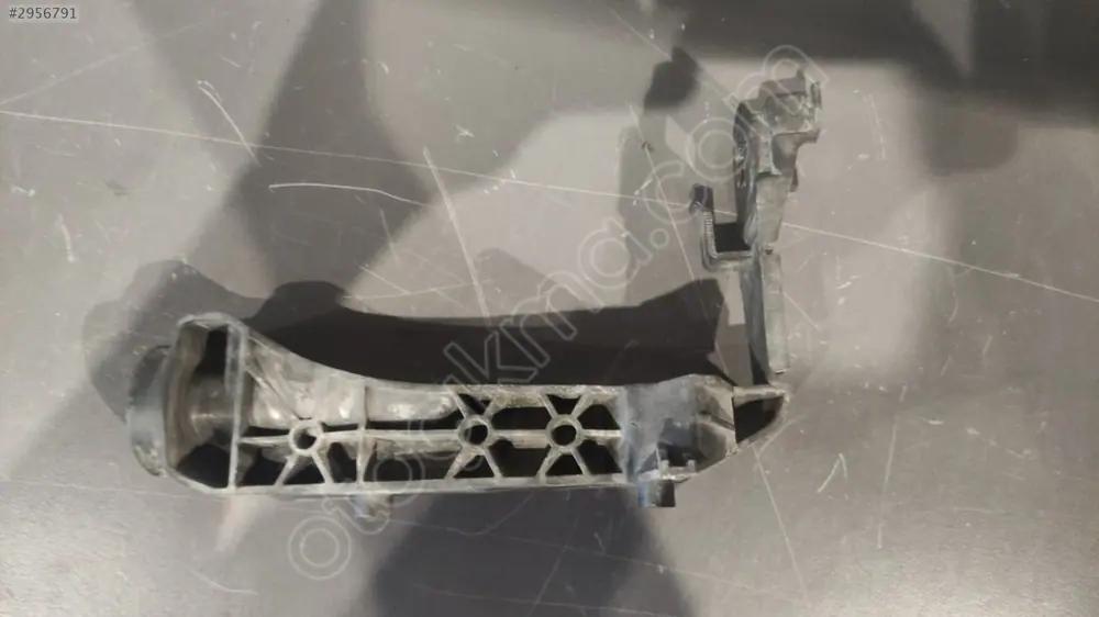 BMW G20 G21 Radyatör Tutucu Sağ 1139223