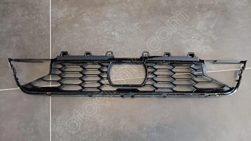 BMW G20 LCI M Ön Tampon Orta Izgara 51118085448