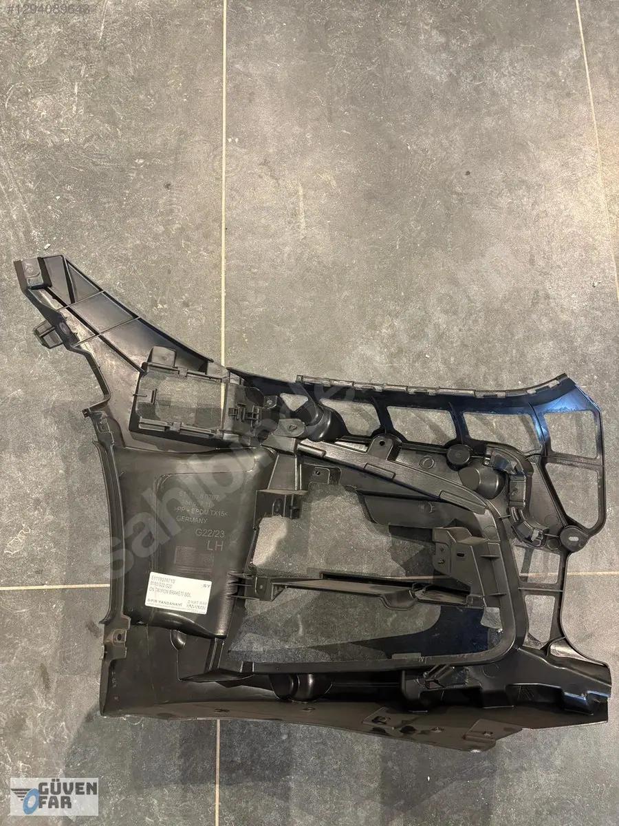 BMW G22 G23 Ön Tampon Braketi Sol 51118076713