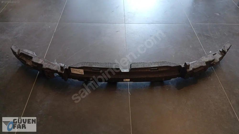 BMW G22 G23 Tampon Köpüğü 8072758