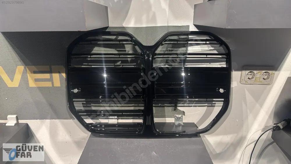 BMW G26 Ön Panjur Parlak Siyah 2021- 581301952