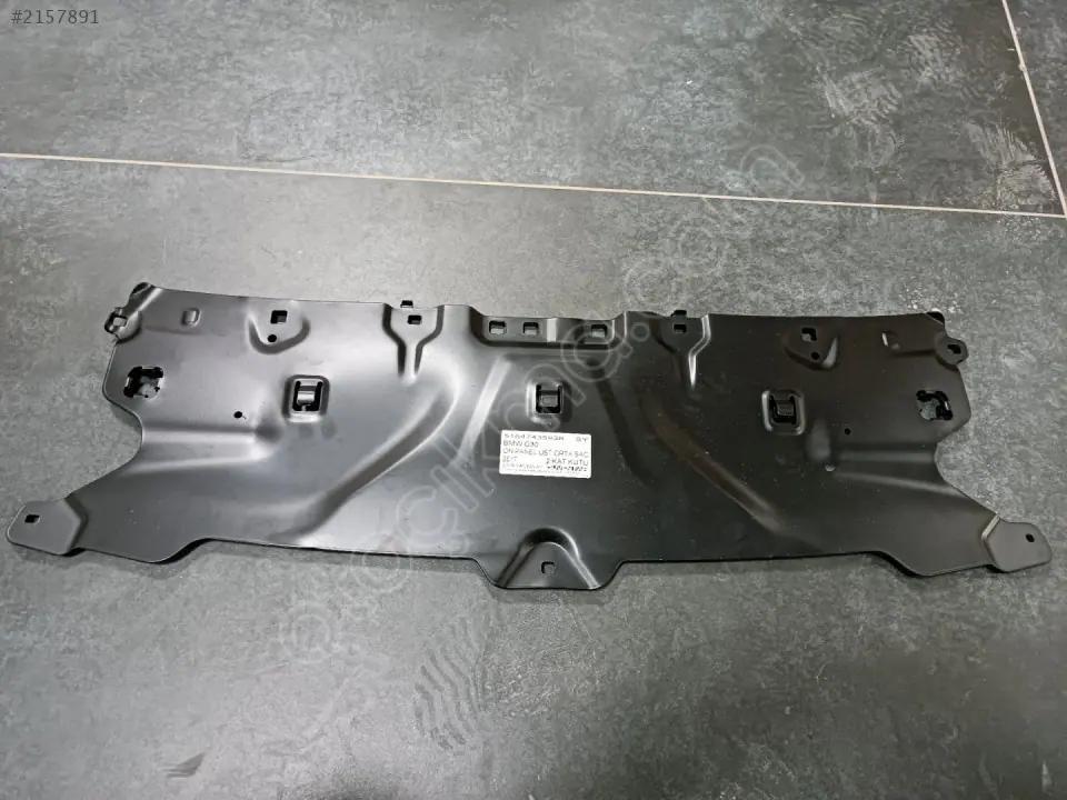 BMW G30 Ön Panel Üst Orta Sacı 2017 51647383855 51647435938