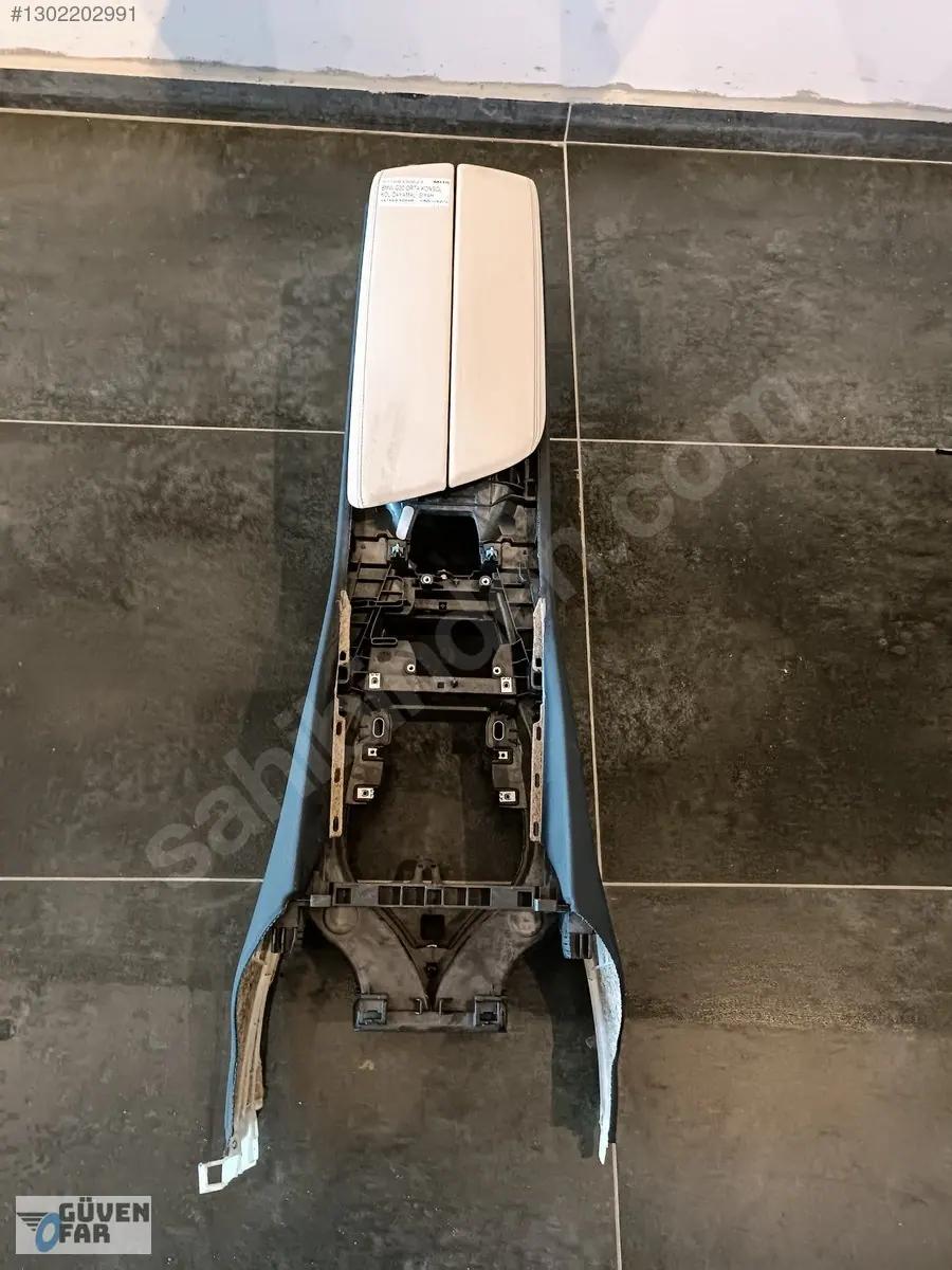 BMW G30 Orta Konsol Kol Dayamalı Siyah 51169330623