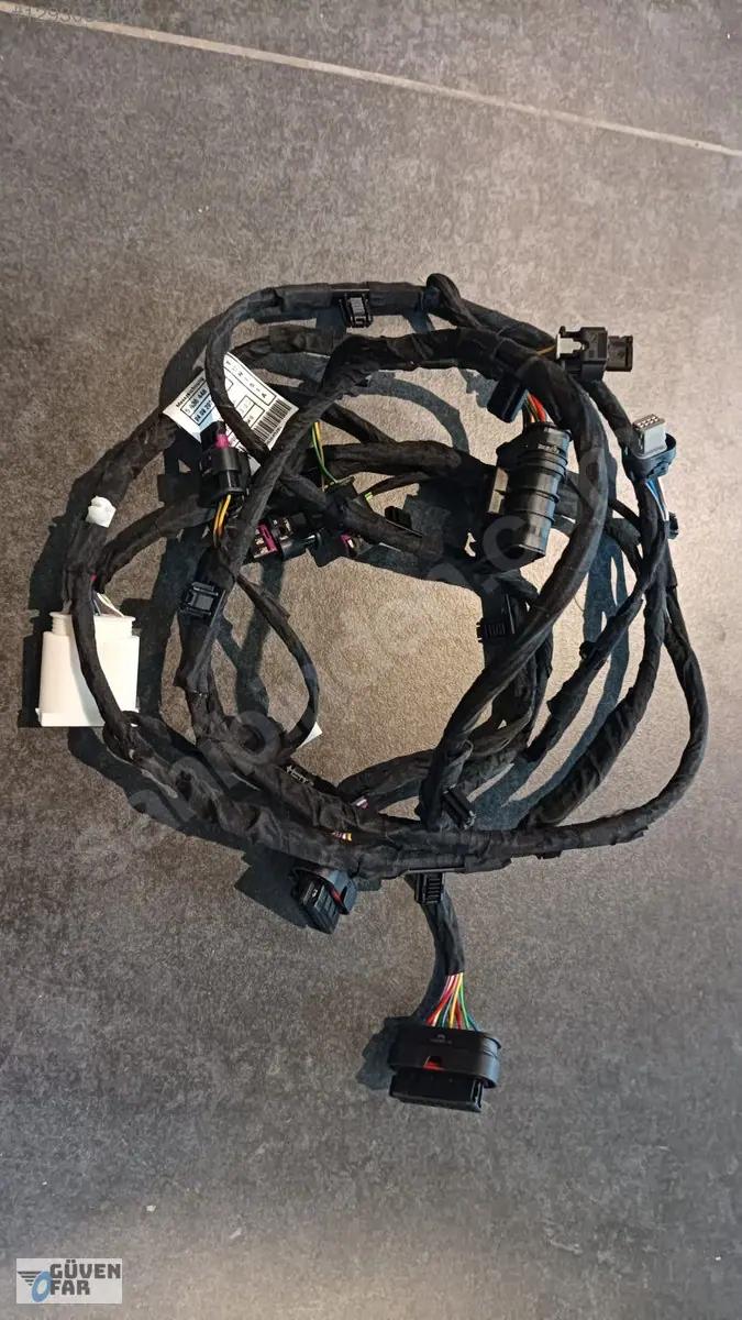 BMW İ4 G26 Ön Park Sensör Tesisatı 5A36452 61125A36452