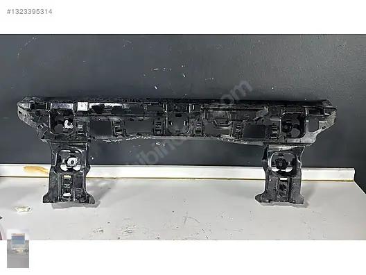 BMW X1 U11 Arka Tampon Orta Braket 51129883537 - görsel 4