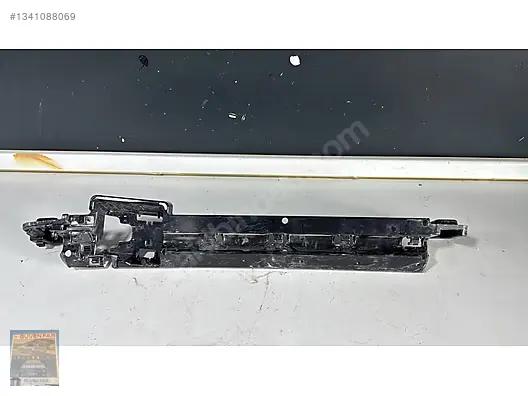 BMW X1 U11 Arka Tampon Orta Braket 51129883545 - görsel 3