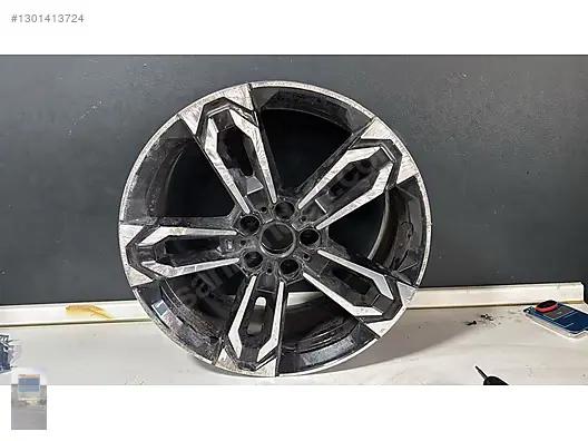 BMW X1 U11 M Sport 8JX19 Jant 6898051