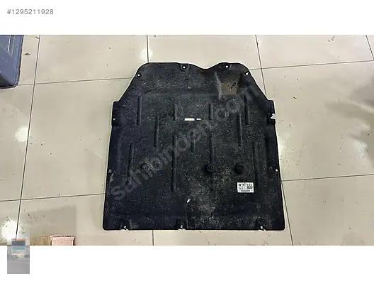 BMW X1 U11 Motor Alt Muhafaza 9450514