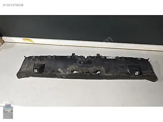 BMW X1 U11 Panel Üst Bakalit 5A3B9A3-04