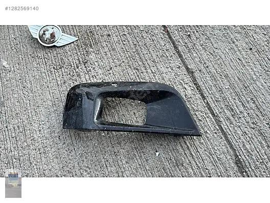 Citroen DS7 Cross Arka Ön Sol Sis Far Çerçevesi 9819670877