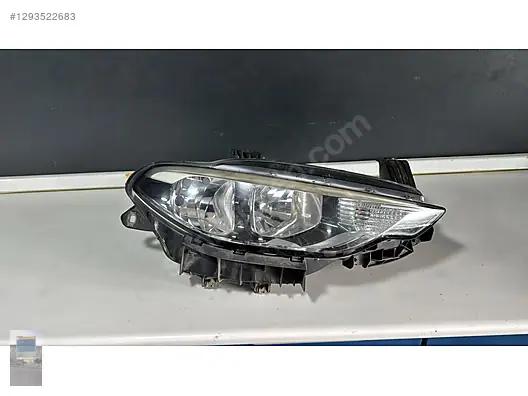 Fiat Egea Halojen İçi Gri Sağ Far 01053099900010