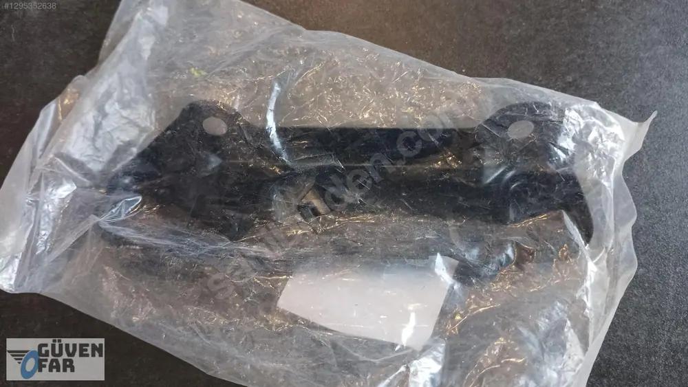 Honda Civic Arka Tampon Sol Üst Braketi 2021 71691-T20-A00