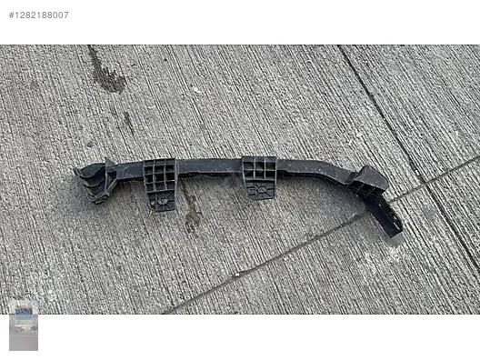 Honda Civic Ön Tampon Üst Bağlantı Braketi