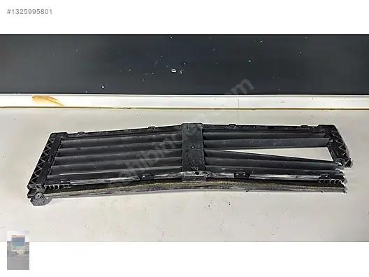 Mercedes A Seri W177 CLA W118 Ön Havalandırma Perdesi A177885010
