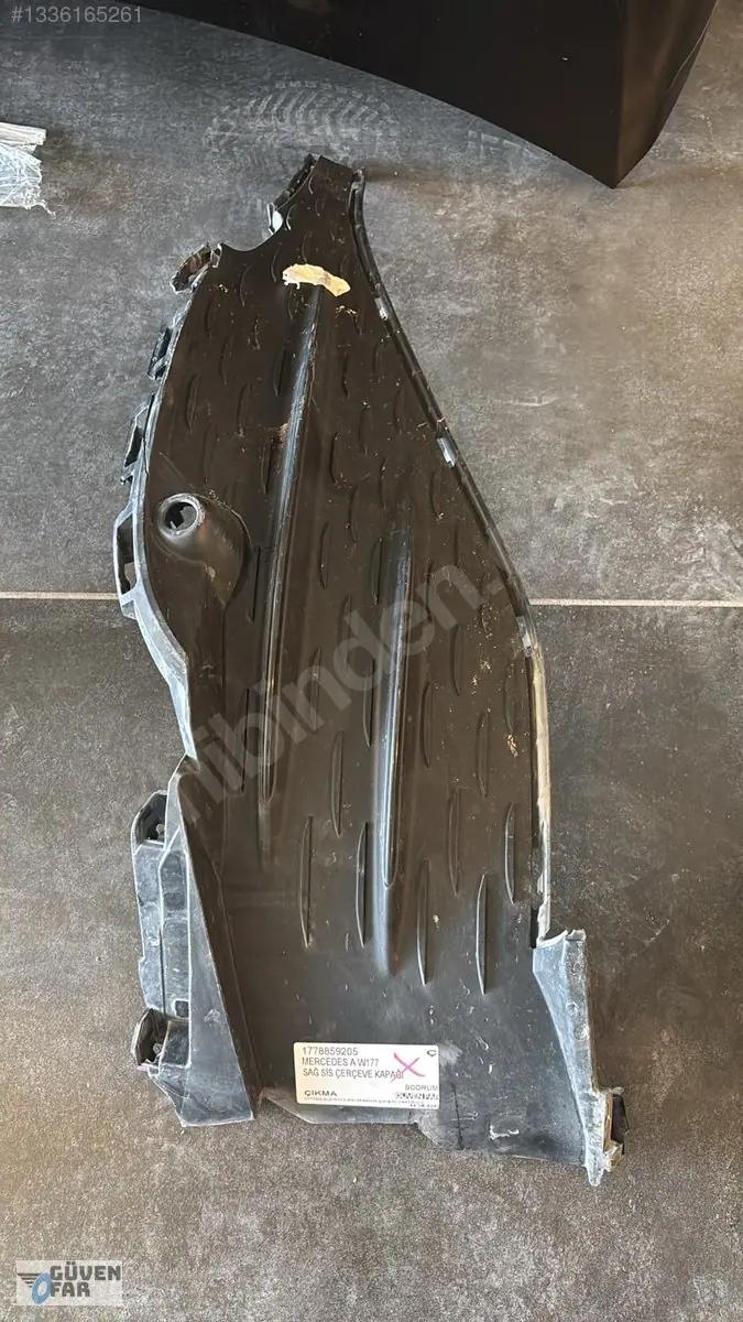 Mercedes A W177 Sağ Sis Çerçeve Kapağı 1778859205