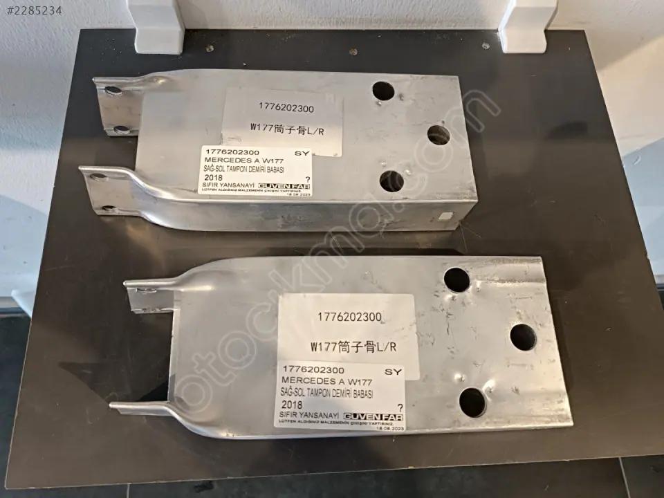 Mercedes A W177 Sağ Sol Tampon Demiri Babası 1776202300