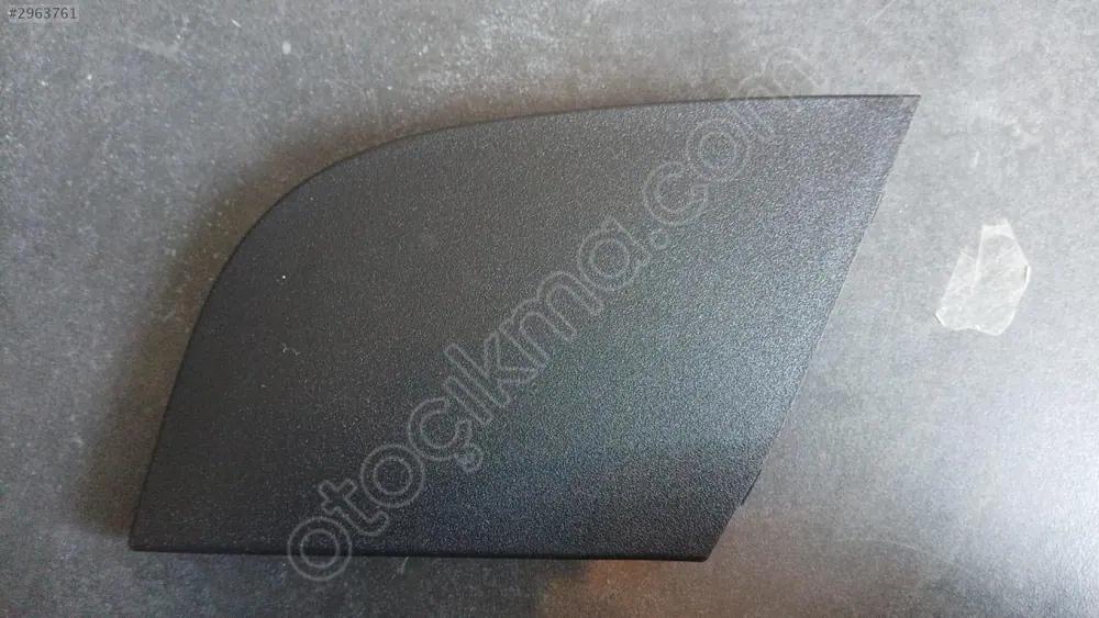 Mercedes B W245 Ön Cam Izgarası Sol 2009 2011 1698300375