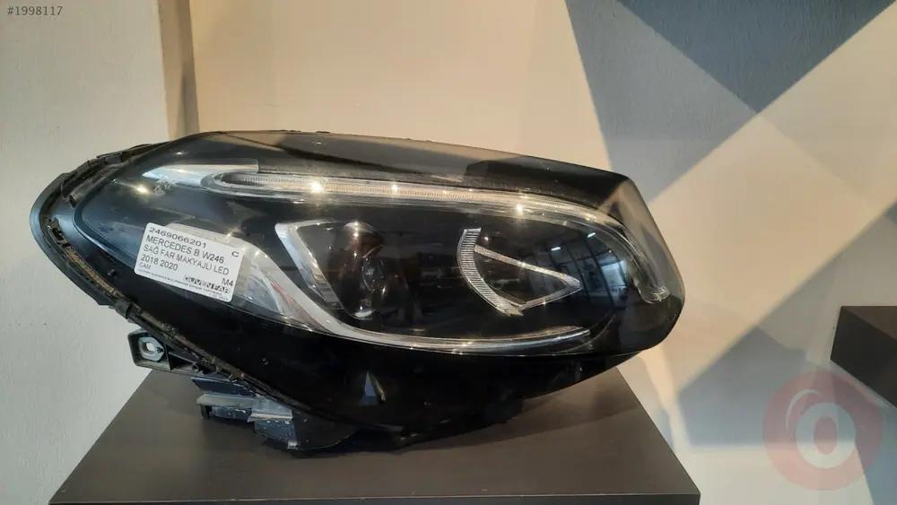 Mercedes B W246 Sağ Far Makyajlı LED 2016 2019 2469066201