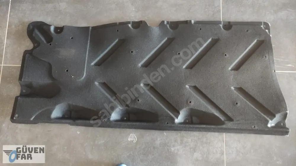 Mercedes B W246 W117 W176 Sağ Taban Halısı 2466840200
