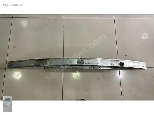 Mercedes C Seri W204 Ön Tampon Demiri 2046205834