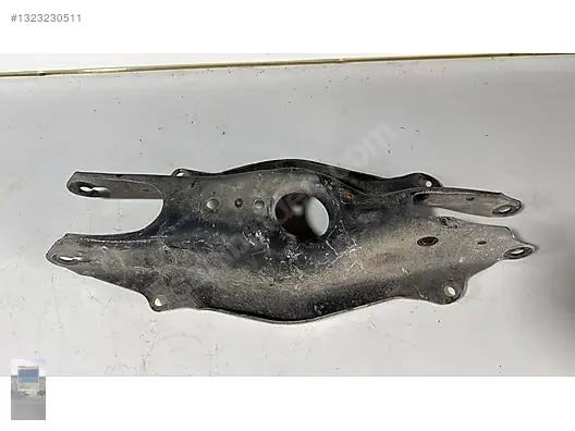 Mercedes C Seri W205 Arka Amortisör Tablası A2053521900
